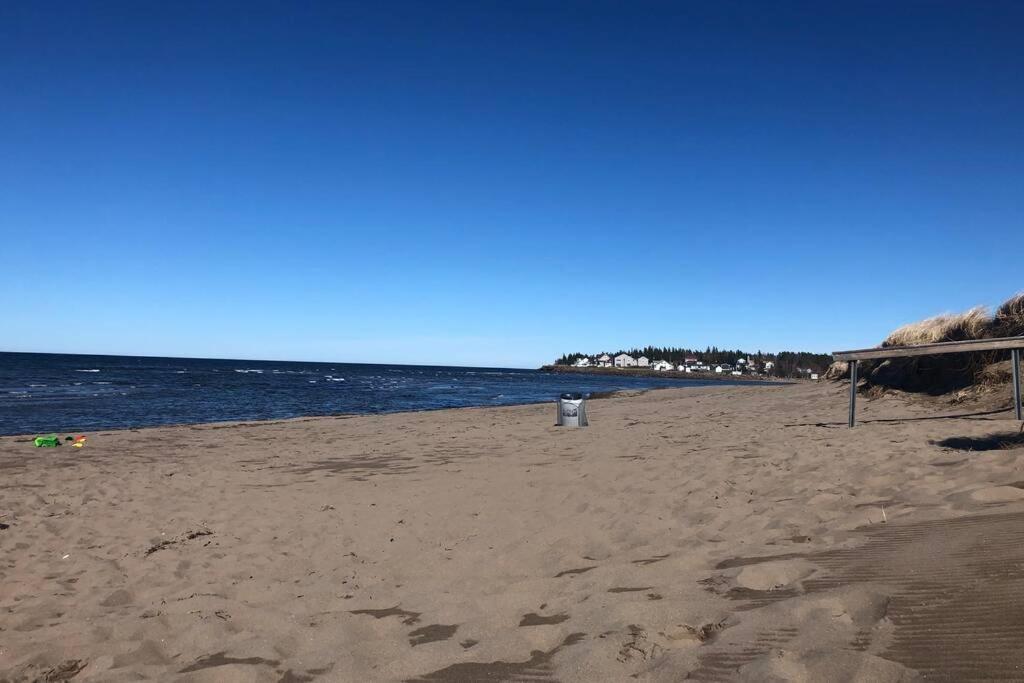 Cozy Chalet Near The Beach シェディアック エクステリア 写真